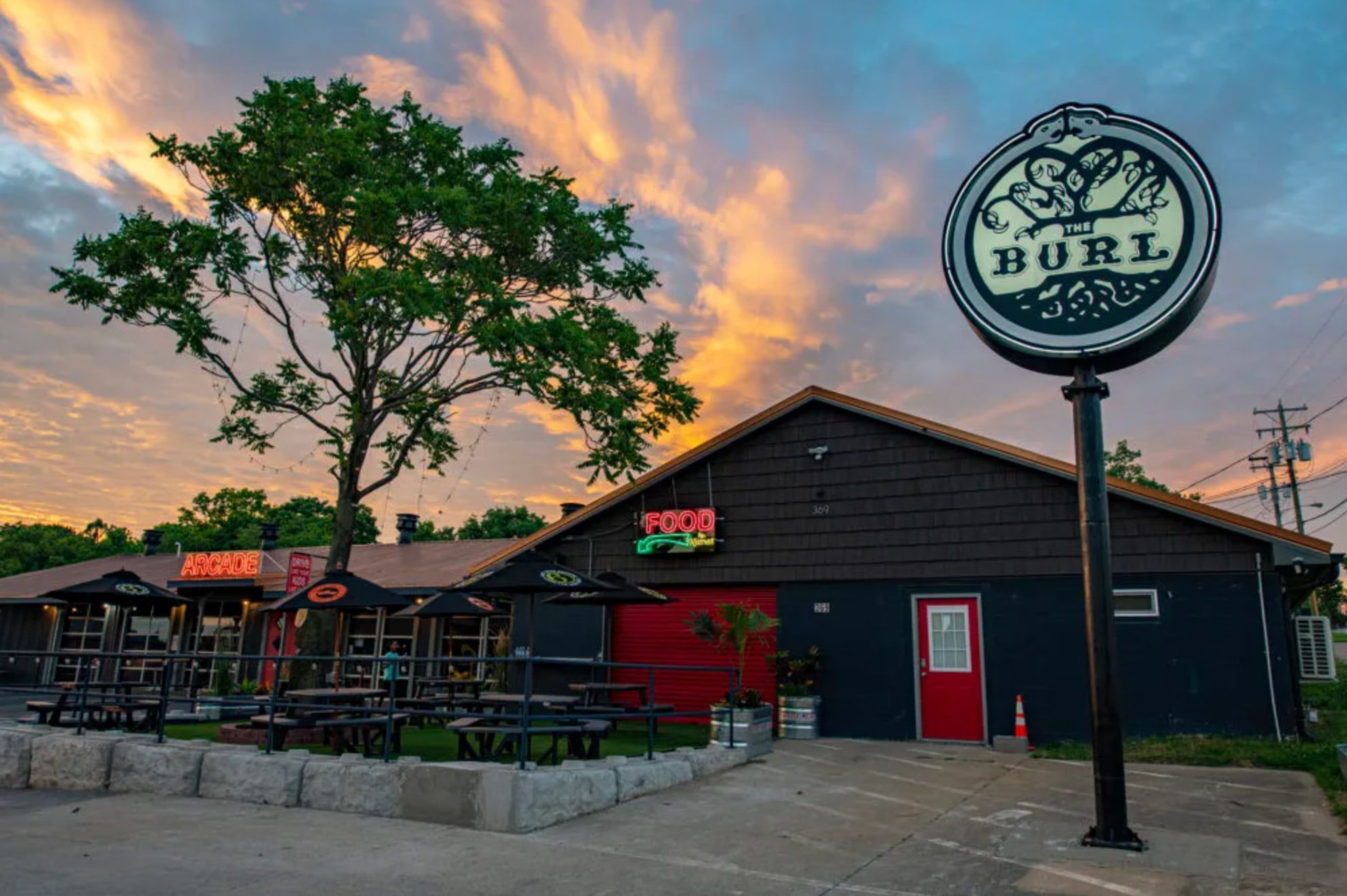 Holler Country Music