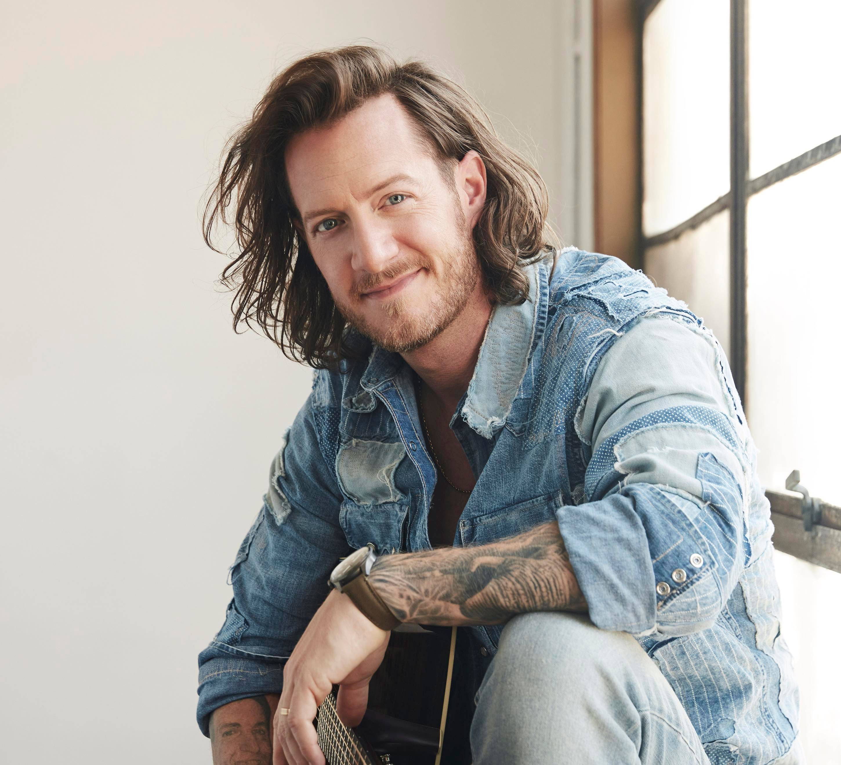 Tyler Hubbard Press Photo