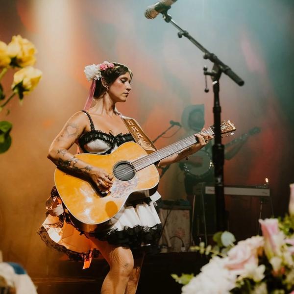 Sierra Ferrell performing in 2026