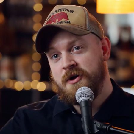 Holler Country Music
