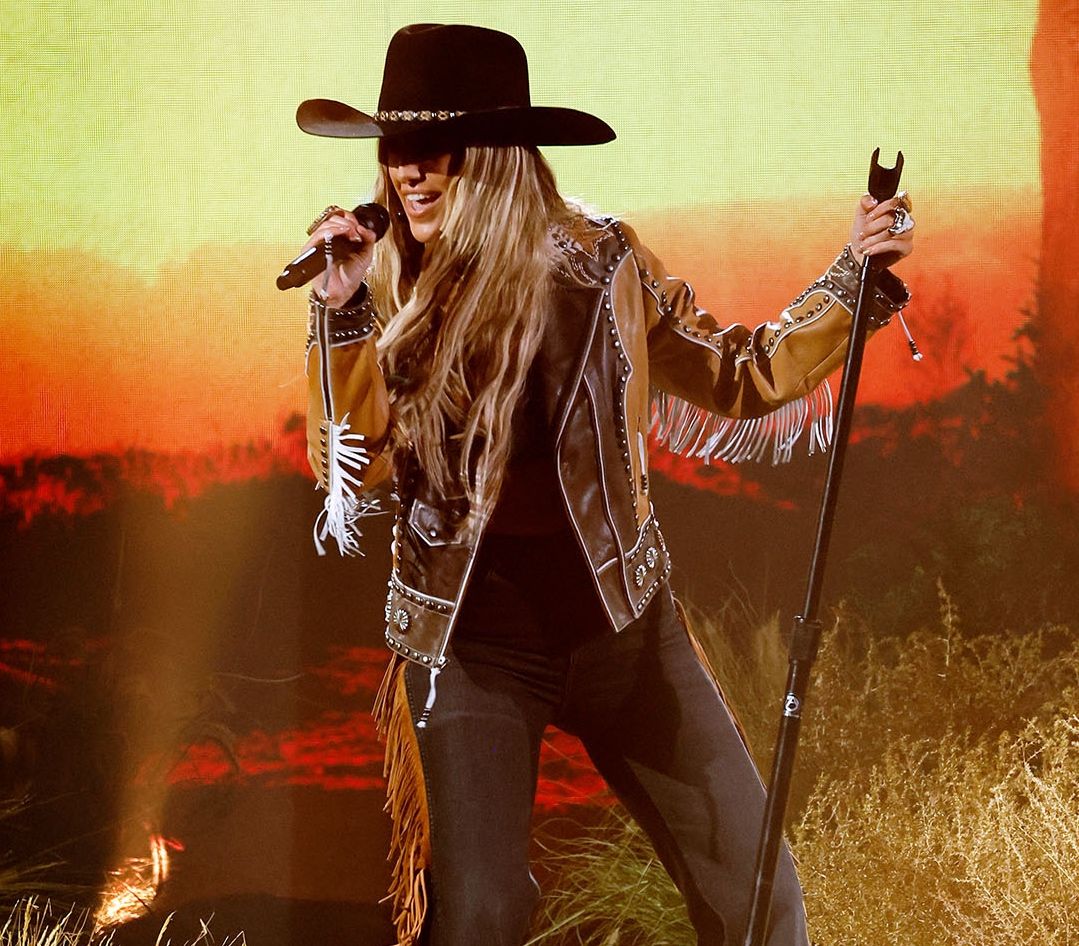Did Lainey Wilson S Politics Just Shock The Country Music World - bx7lpj2
