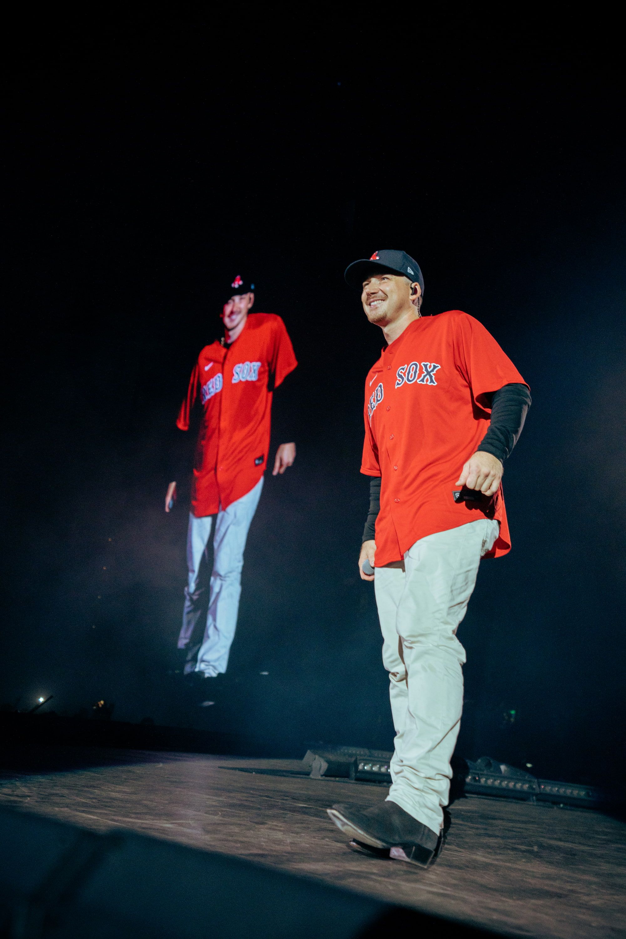 Wallen at Fenway Park in Boston, MA Setlist & Review Holler
