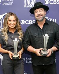 Artist - Carly Pearce and Lee Brice 1
