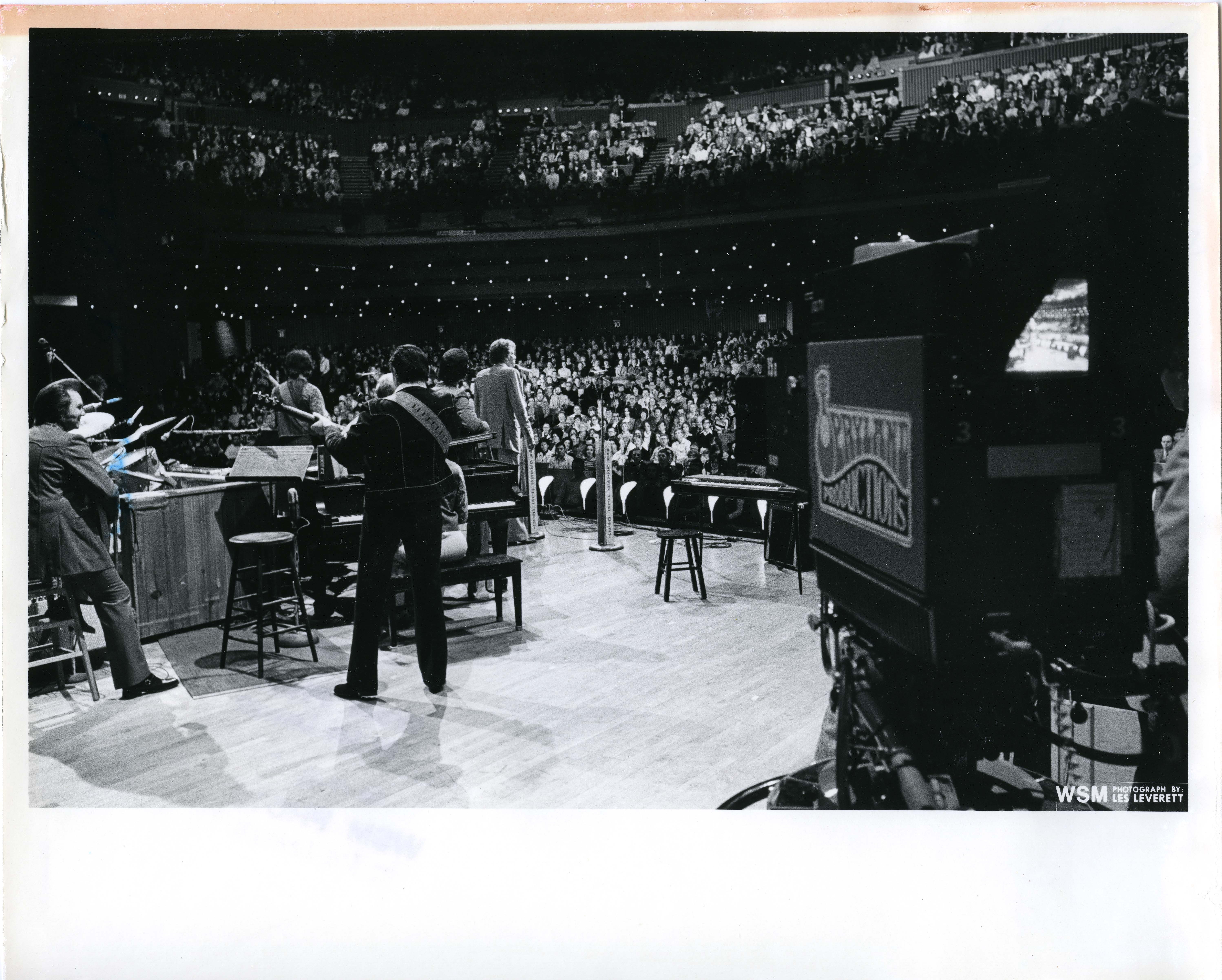 Holler Country Music