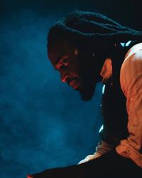 Shaboozey performing in 2026