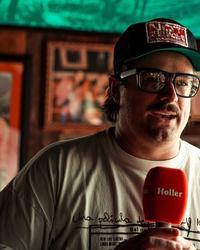 HARDY holding a Holler mic