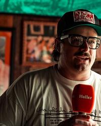 HARDY holding a Holler mic