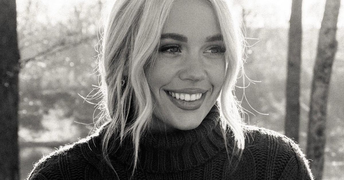 Megan Moroney Announces Deluxe Album, ‘Am I Okay? (I'll Be Fine)’ | Holler