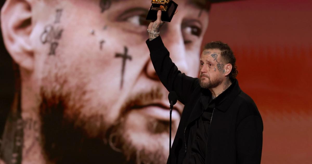 I Would've Ended Up Dead or in Jail”: Everything Jelly Roll Said in His 2026 Grammys Acceptance Speech | Holler
