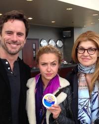 Artist - Charles Esten, Hayden Pannetiere & Connie Britton 1