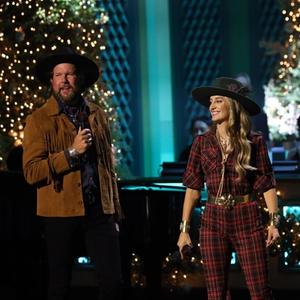 Artist - Lainey Wilson & Zach Williams - CMA Country Christmas
