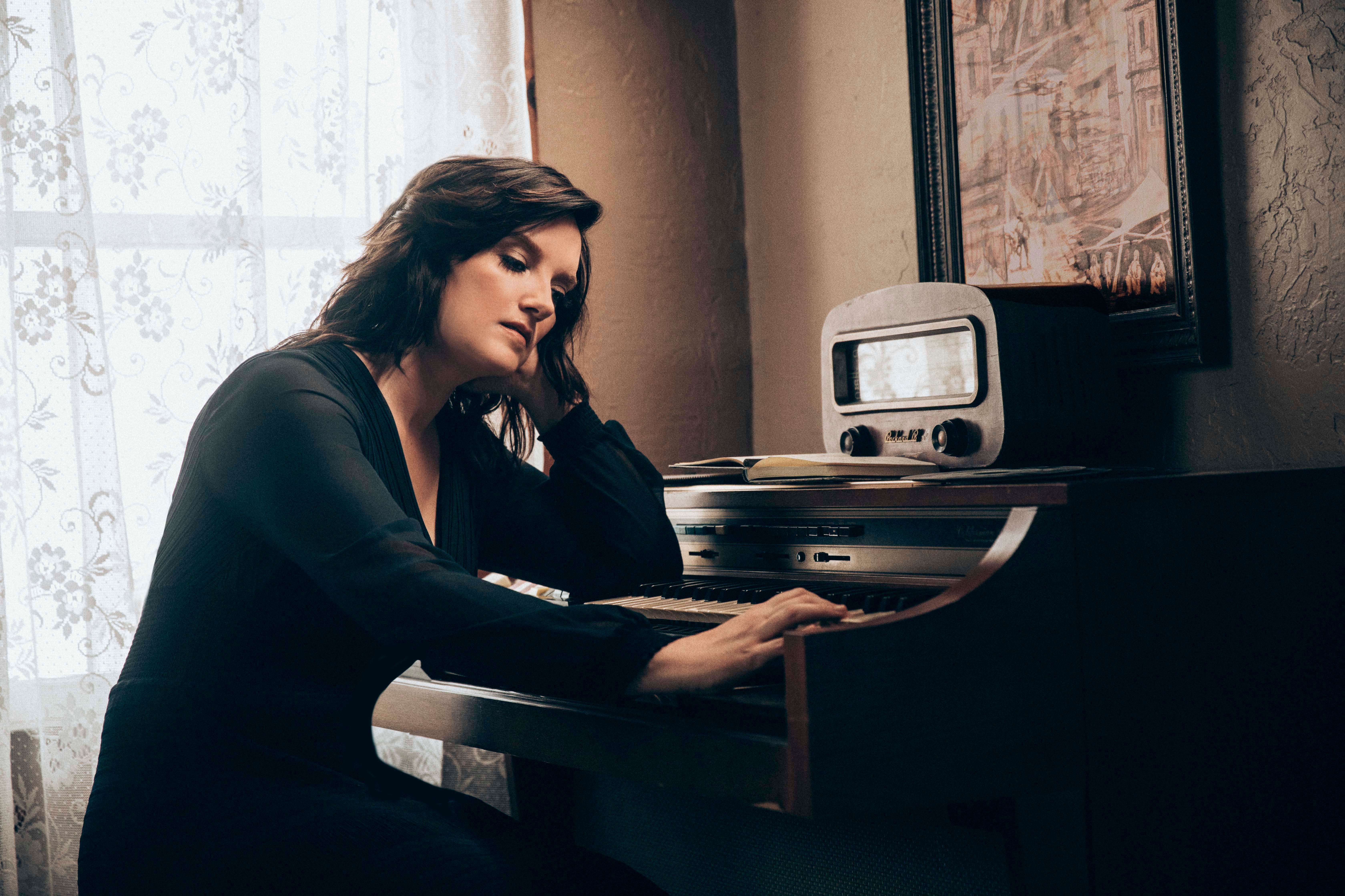 Brandy Clark Country Singer