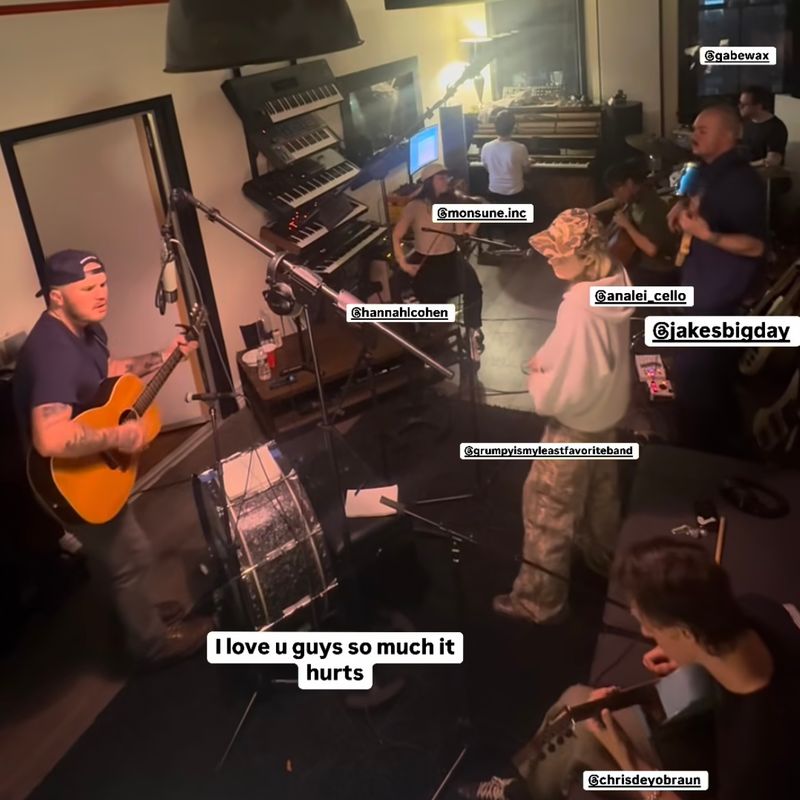 <p>Zach Bryan Screenshot of Him Recording</p>