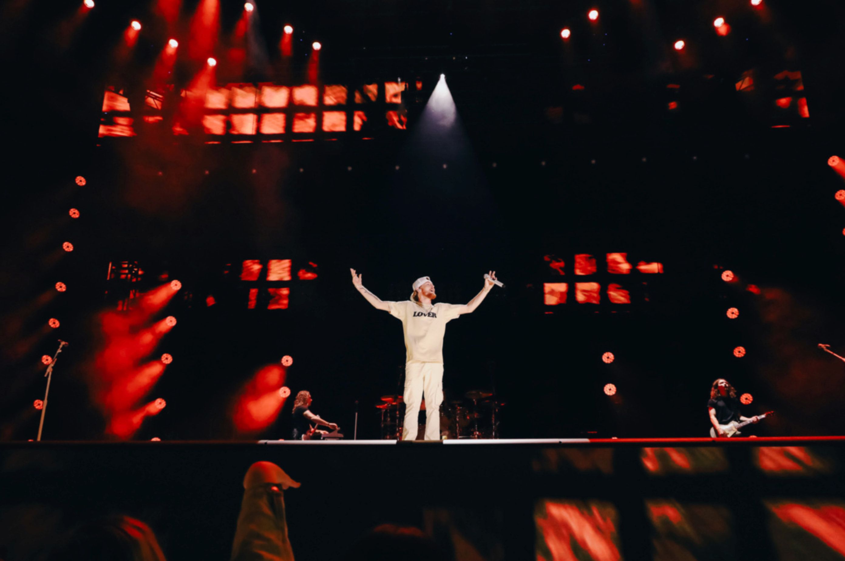 <p>Artist - Bailey Zimmerman @ CMA Fest 2024 1</p>