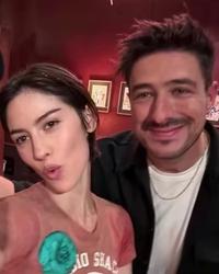 Artist - Mumford & Sons and Gracie Abrams 1