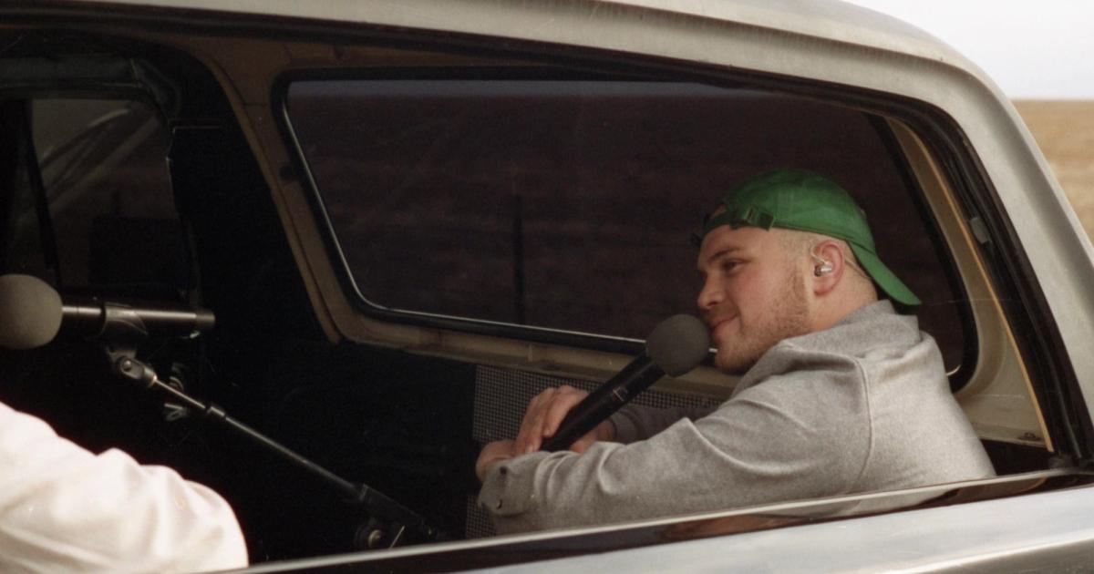 Zach Bottom WATCH: Zach Bryan Teams Up with The Bends for New Belting Bronco Video ...
