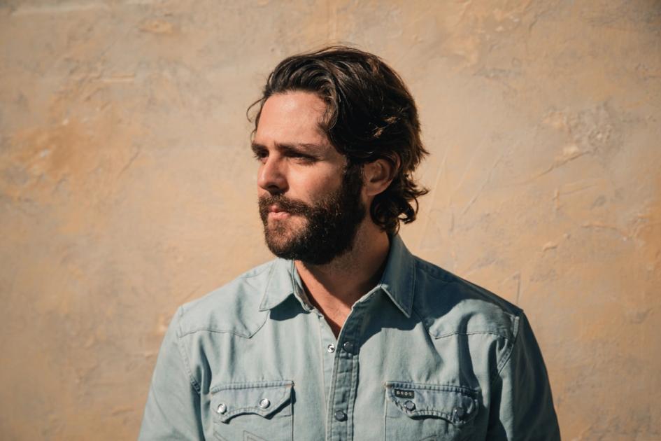 Thomas Rhett Wins 'Male Artist of the Year Award' At The ACM Awards ...