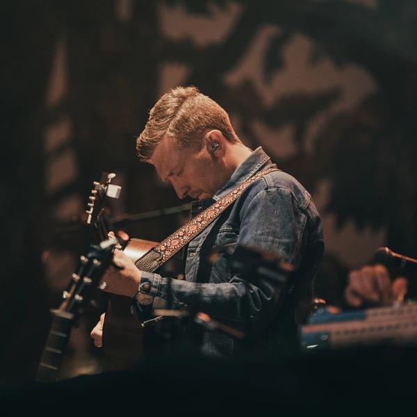 Spotify Reveals Tracklist for Tyler Childers’ New Album, ‘Rustin’ in