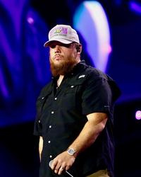 Artist - Luke Combs at Wembley Stadium 2