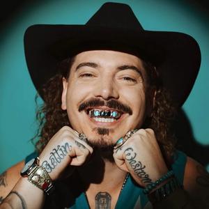 Holler Country Music