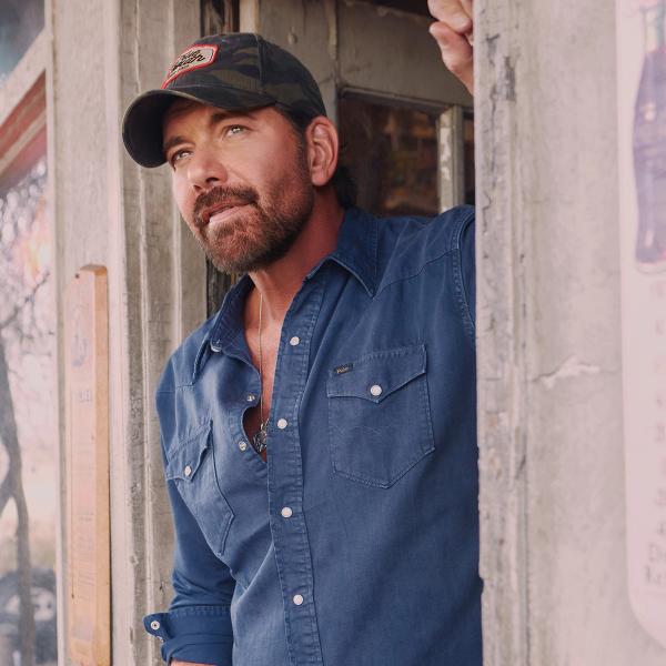 Holler Country Music