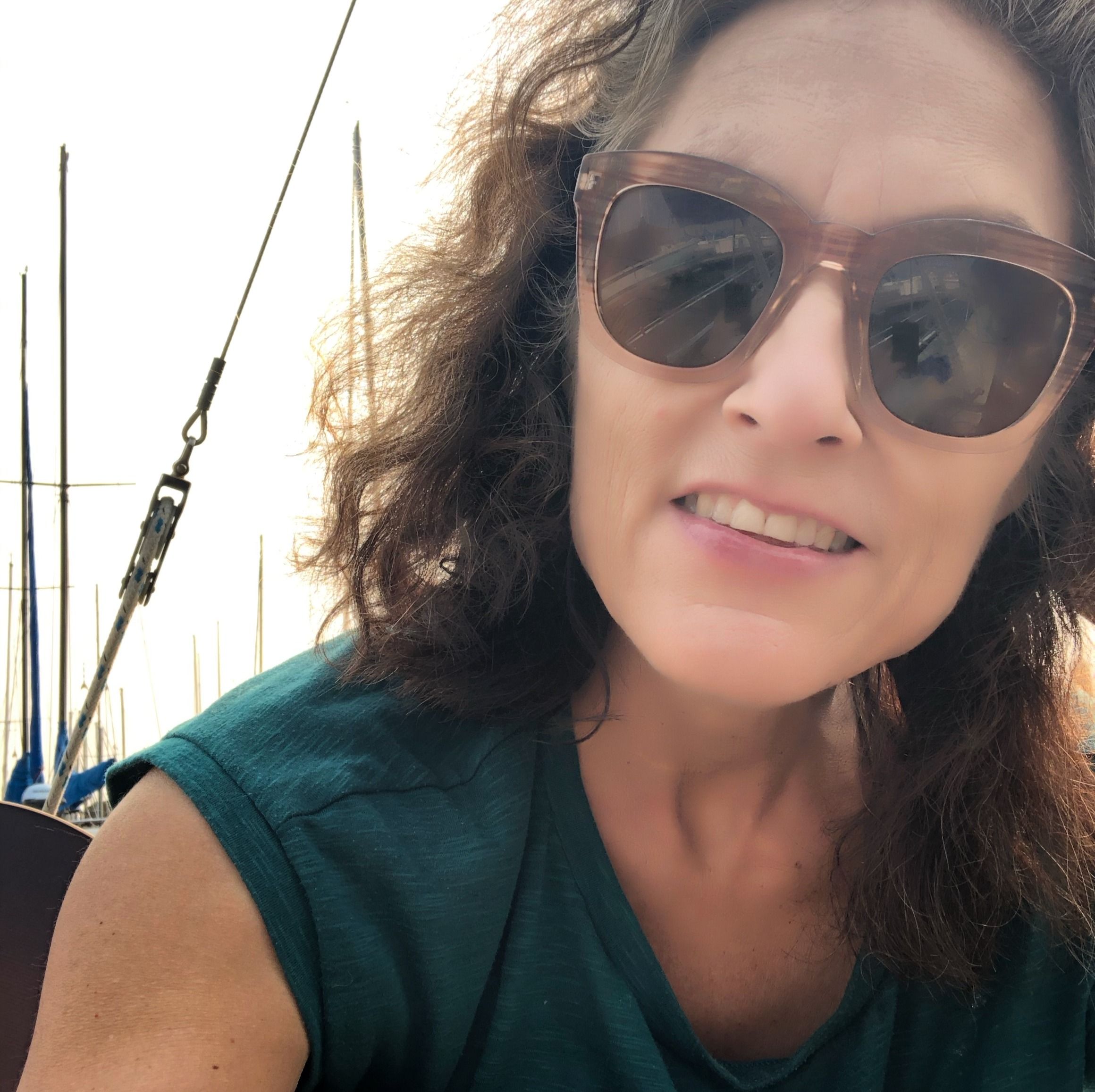 Holler Country Music