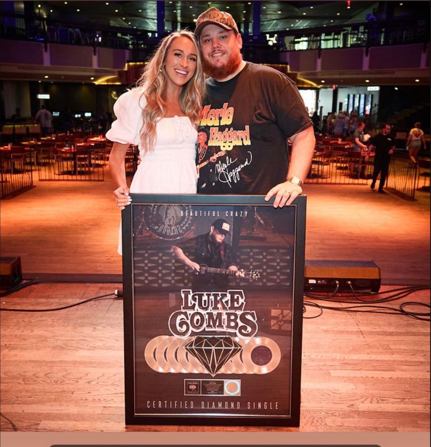 Beautiful Crazy Lyrics ~ Luke Combs