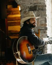 Thomas Rhett wearing a cowboy hat