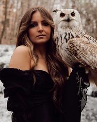 Holler Country Music