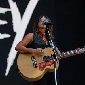 Ella Langley performing at Two Step Inn 2024