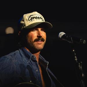 Riley Green performing live - close-up