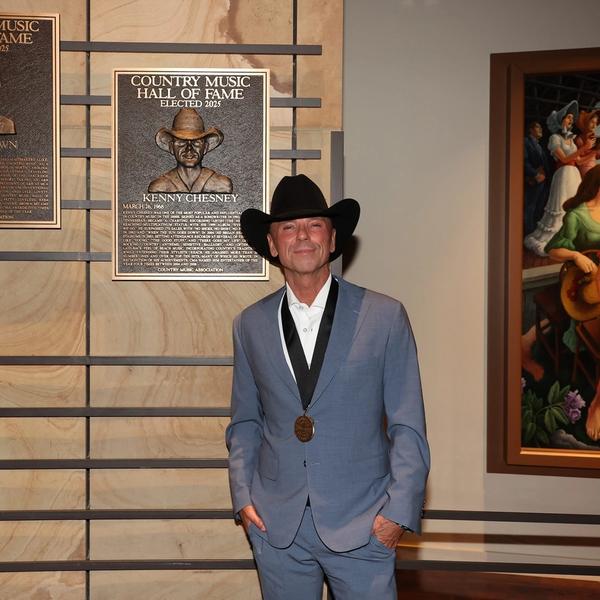 Kenny Chesney at CMHOF