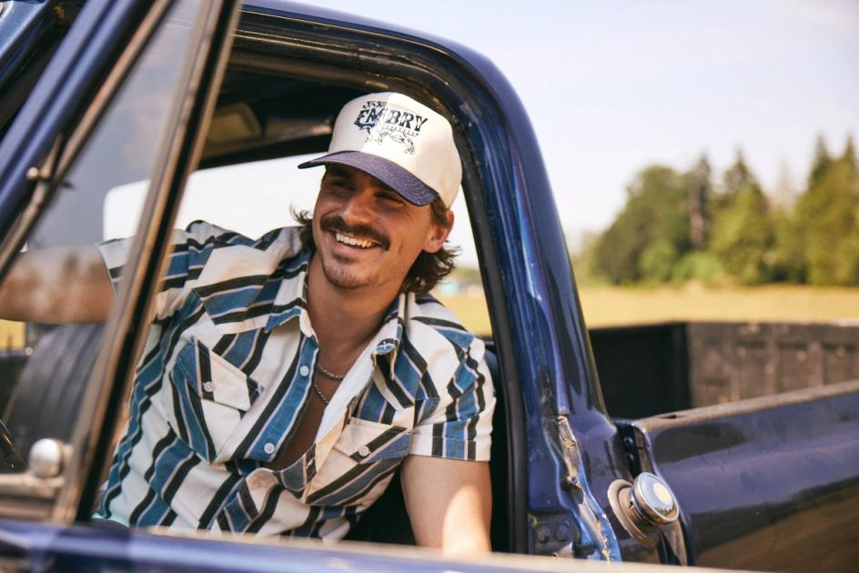 Tucker Wetmore: News, Songs & Reviews | Holler