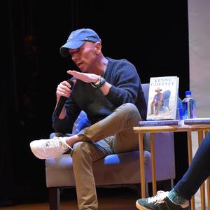 Kenny Chesney singing Boston 