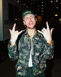 Bailey Zimmerman wearing a Loverboy cap