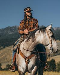 Ian Munsick on a horse