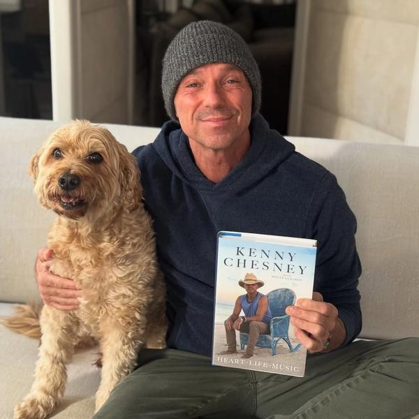 Kenny Chesney chilling with Poncho