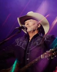 Alan Jackson performing live in 2025