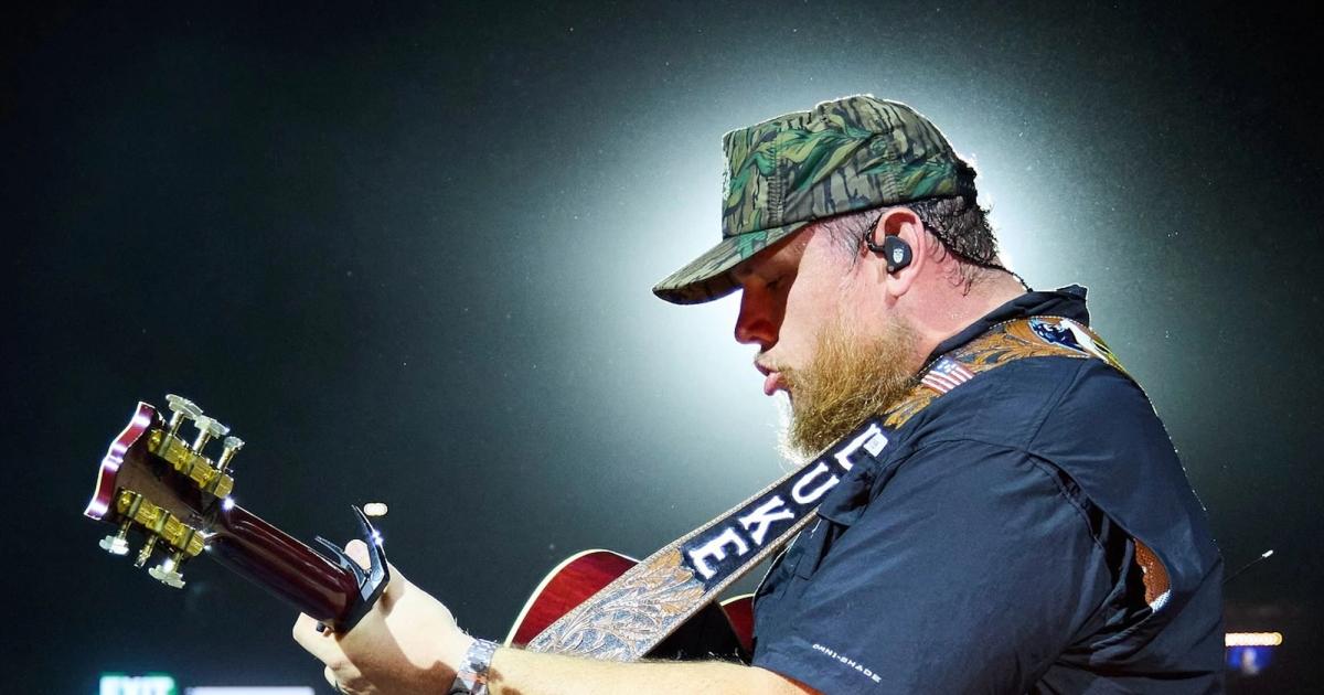 Luke Combs announces new album ‘The Way I Am’, and releases ‘Sleepless in a Hotel Room’ on all platforms | Holler