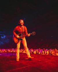 Artist - Thomas Rhett 6