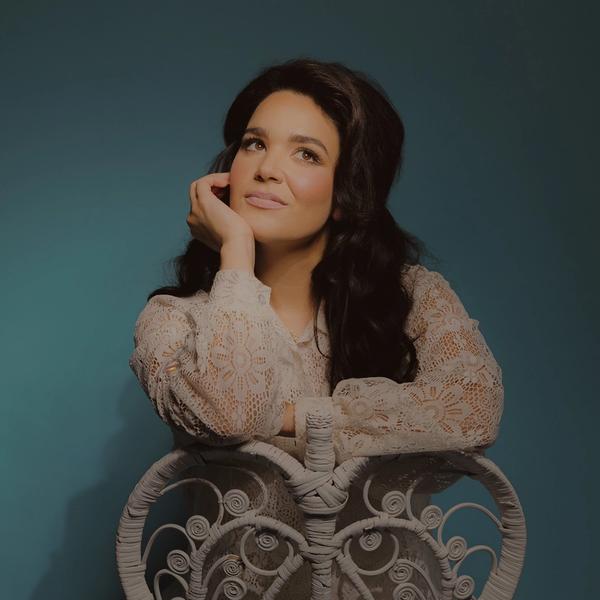 Emily Nenni press photo 2026