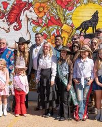 Lainey Wilson mural