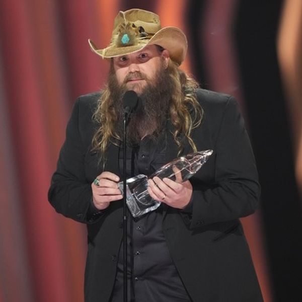 Chris Stapleton Crowned Male Vocalist of the Year at CMA Awards 2022