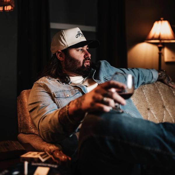 Artist - Koe Wetzel 4
