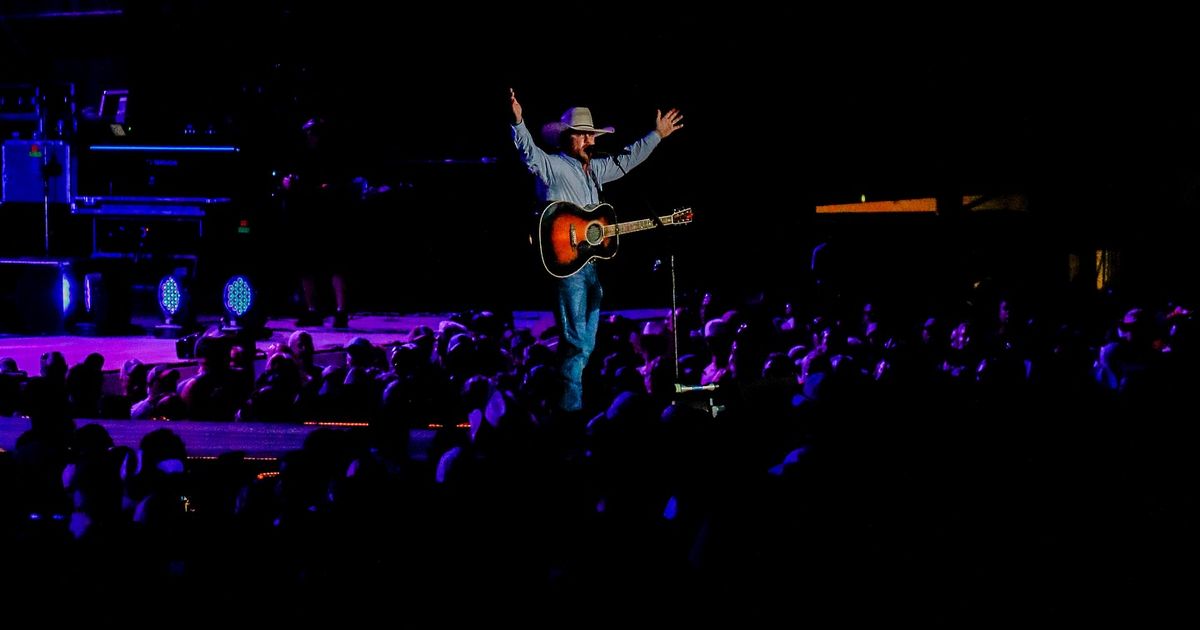 Country Concert 2025: Line-Up, Dates & Tickets | Holler