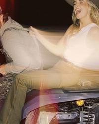 Single - Lainey Wilson - Kinda Love It