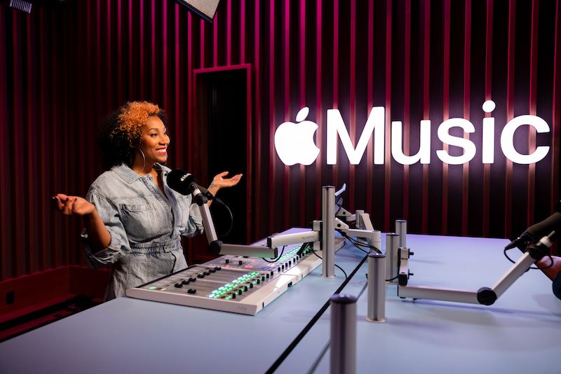 Holler Country Music