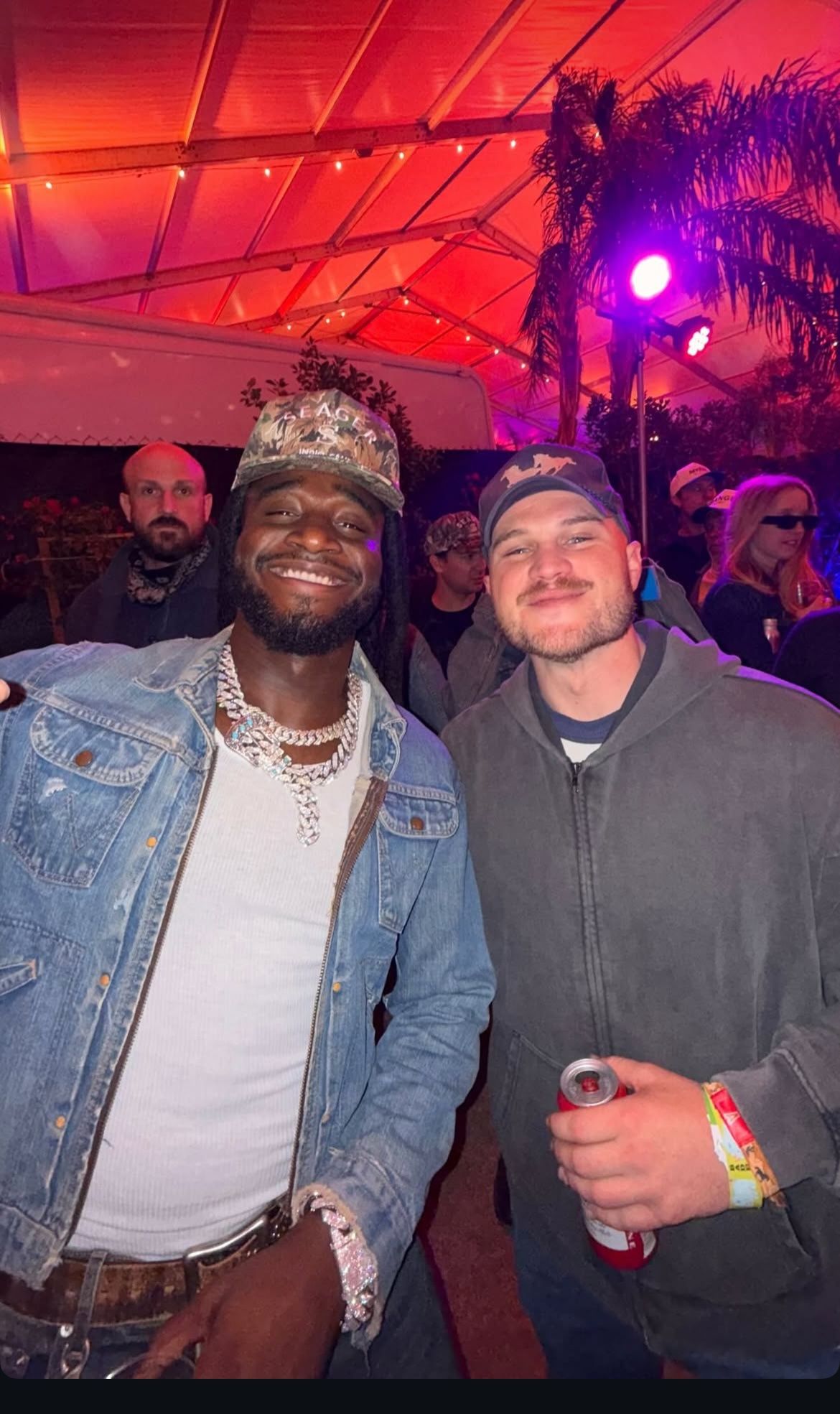 <p>Artist - Shaboozey & Zach Bryan 1</p>