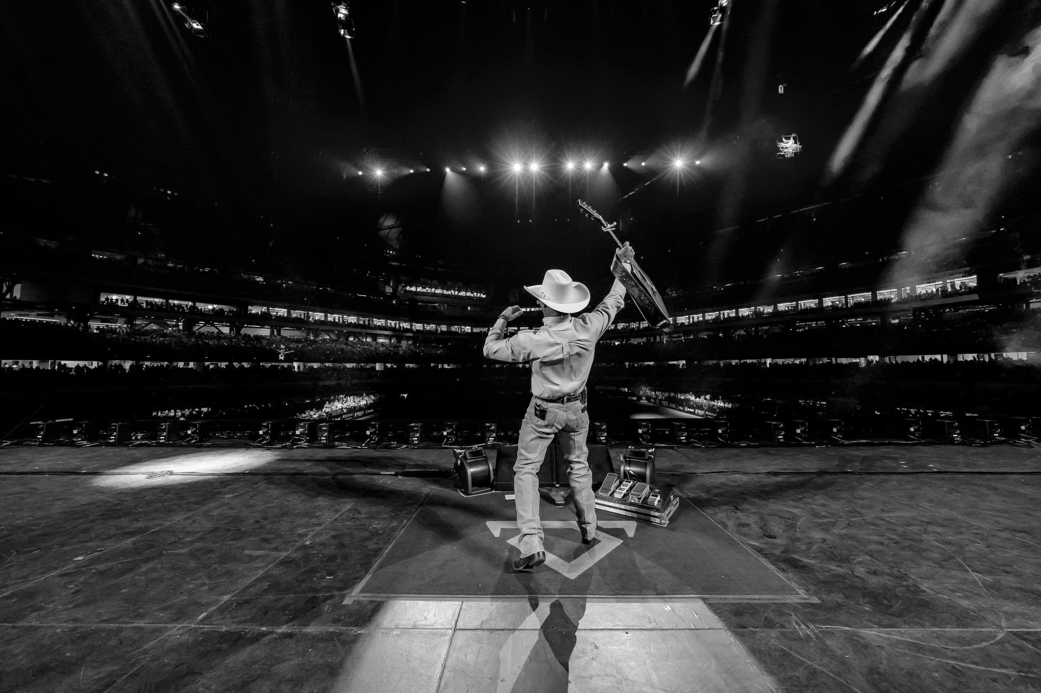 A Guide To: A Lone Star Christmas with Cody Johnson