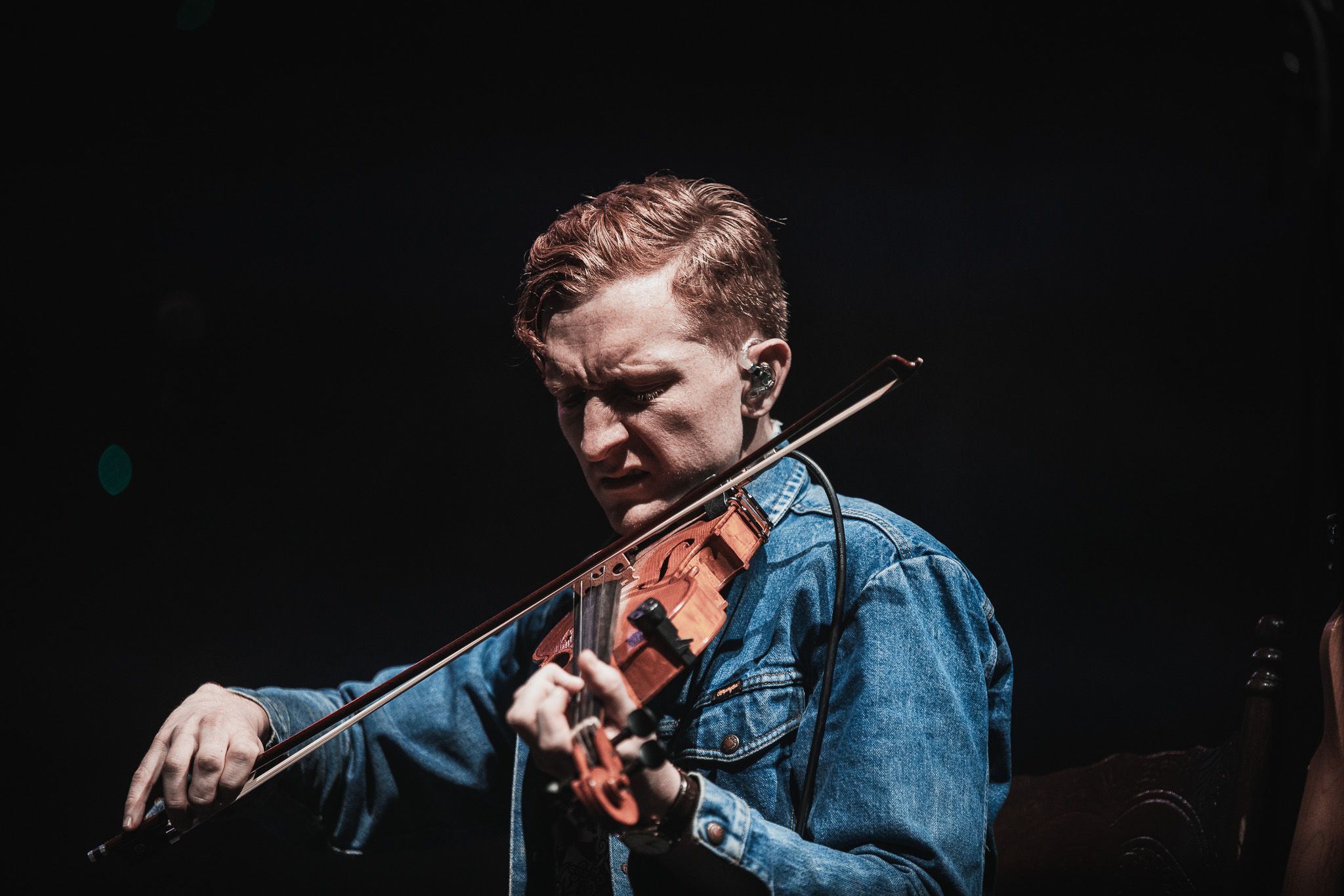 Holler Country Music